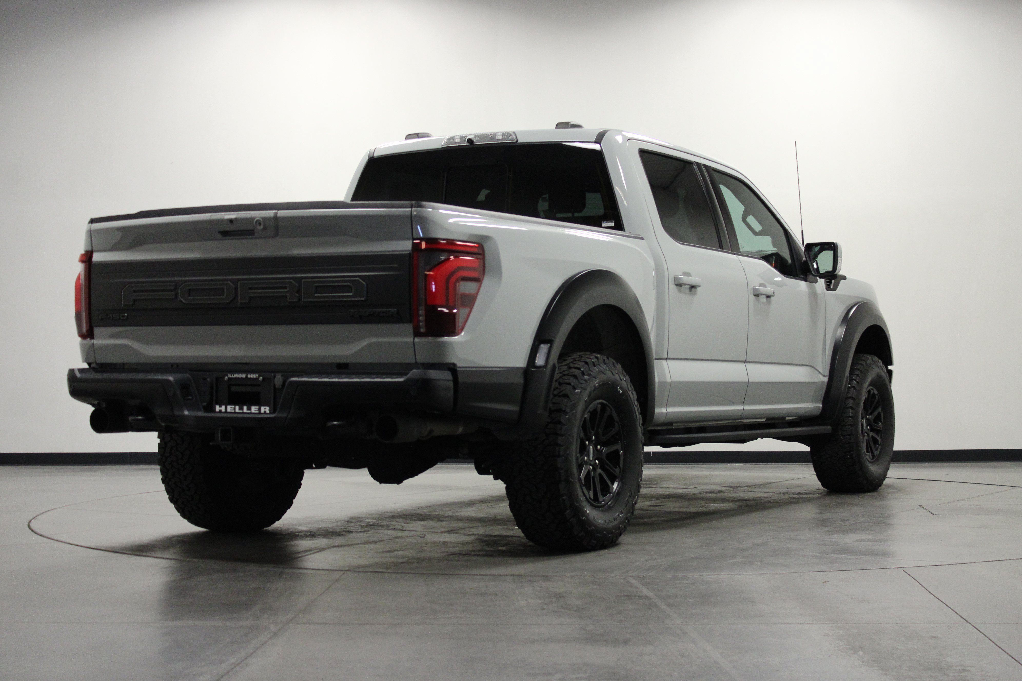 Used 2024 Ford F150 Raptor AWD/4WD image 4