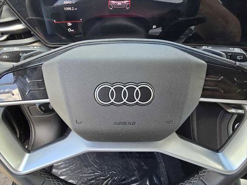 Certified 2025 Audi Q5 Premium Plus w/ Premium Plus AWD/4WD image 24