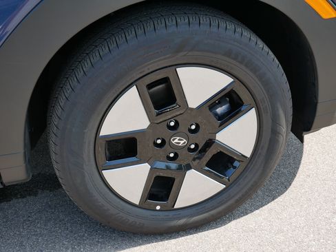 Certified 2026 Hyundai Santa Fe SEL AWD/4WD image 15