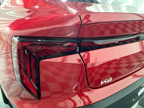 Used 2025 Kia K4 LXS image 16