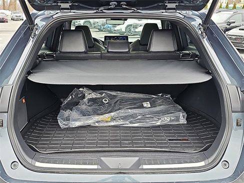 Used 2021 Toyota Venza Limited w/ Advanced Technology Package image 31