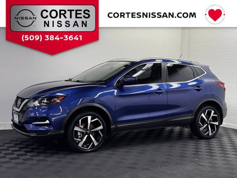 Used 2022 Nissan Rogue Sport SL AWD/4WD image 1