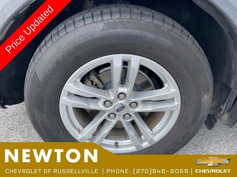 Used 2020 Ford Explorer XLT w/ Equipment Group 202A RWD image 46