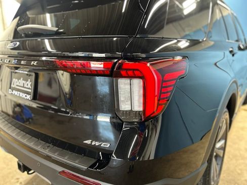 New 2026 Ford Explorer Active w/ Active Comfort Package AWD/4WD image 12