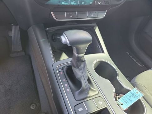 Used 2020 Kia Sorento S FWD image 33