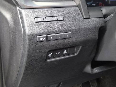 Used 2024 Lexus GX 550 image 25