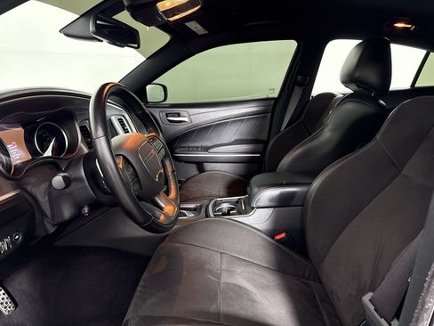 Used 2022 Dodge Charger Scat Pack w/ Plus Group RWD image 21