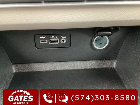 Used 2025 Nissan Altima 2.5 SV FWD image 19