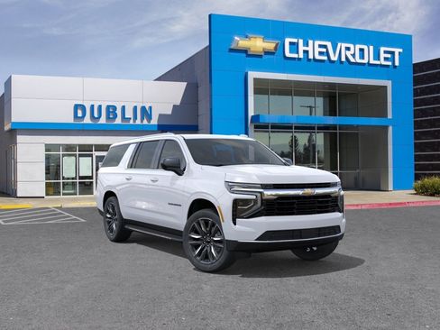 New 2026 Chevrolet Suburban LS AWD/4WD image 1