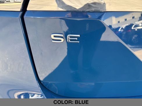 New 2026 Volkswagen Atlas SE image 9