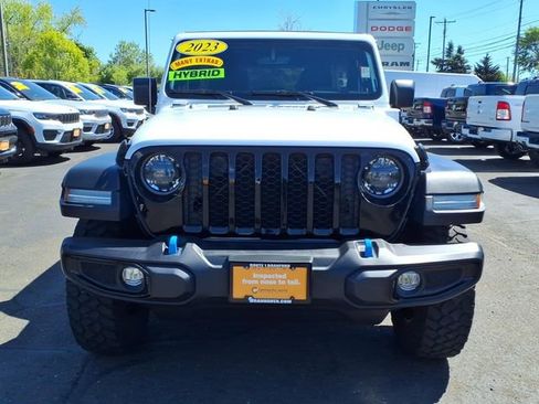 Certified 2023 Jeep Wrangler Unlimited w/ Sun & Screen Package AWD/4WD image 2