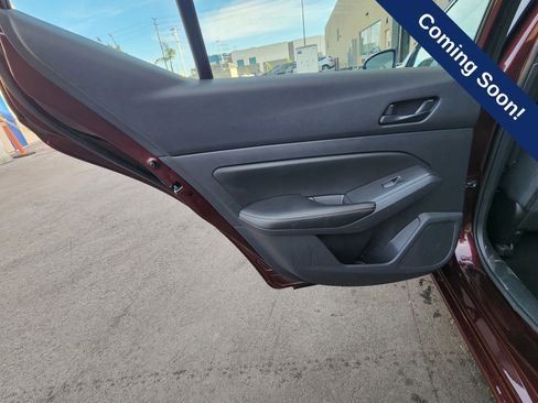 Used 2024 Nissan Altima 2.5 SV FWD image 18
