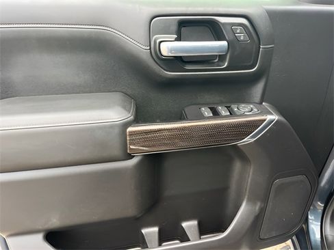 Used 2020 Chevrolet Silverado 1500 LT w/ Texas Edition image 12