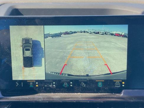 Used 2023 Chevrolet Silverado 1500 ZR2 image 26