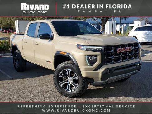 Used 2024 GMC Canyon AT4 image 1