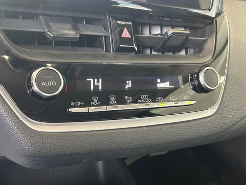 Used 2024 Toyota Corolla LE image 37