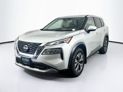 Used 2023 Nissan Rogue SV FWD image 3