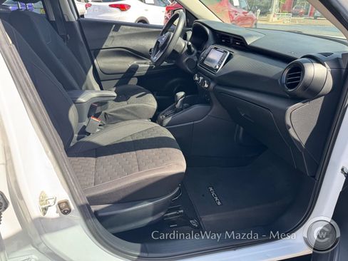 Used 2022 Nissan Kicks S FWD image 26