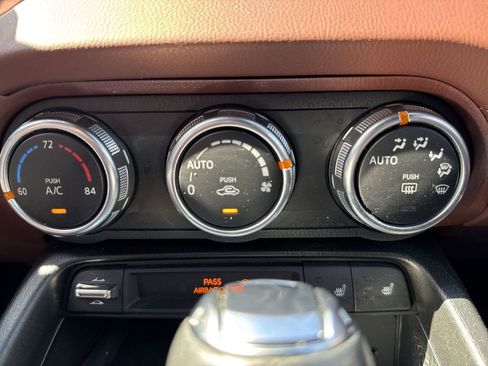 Used 2017 MAZDA MX-5 Miata RF Grand Touring image 17