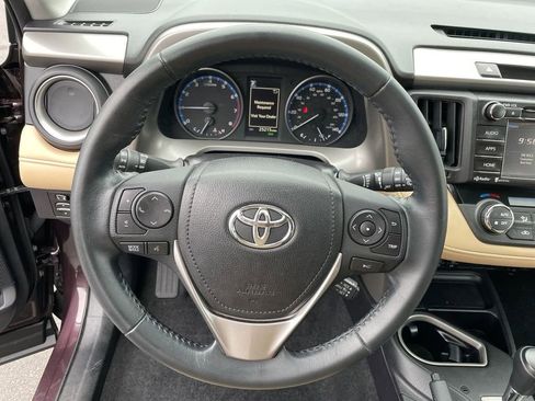 Used 2018 Toyota RAV4 XLE image 16