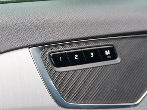 Used 2021 Volvo XC90 T5 Momentum w/ Protection Package Premier image 13