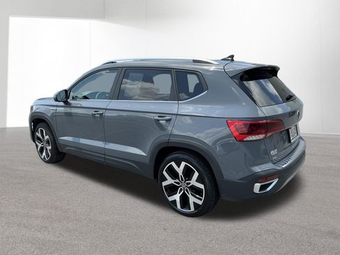 Used 2023 Volkswagen Taos SEL AWD/4WD image 5