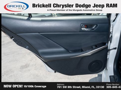 Used 2016 Lexus IS 200t RWD image 11