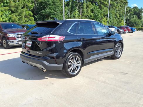 Used 2019 Ford Edge Titanium FWD image 5