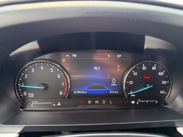 Used 2023 Ford Explorer XLT w/ Equipment Group 202A AWD/4WD image 15