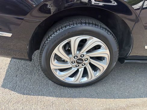 Certified 2024 Lincoln Navigator L Reserve AWD/4WD image 31