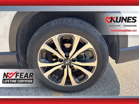 Used 2024 Subaru Forester Limited image 18