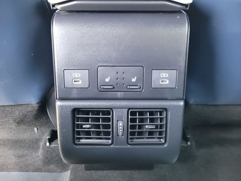 Certified 2023 Subaru Solterra AWD image 17