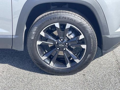 Used 2025 Chevrolet Equinox RS image 10