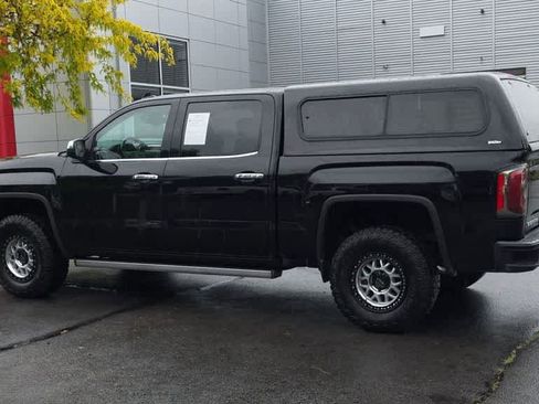 Used 2018 GMC Sierra 1500 Denali w/ Denali Ultimate Package AWD/4WD image 6