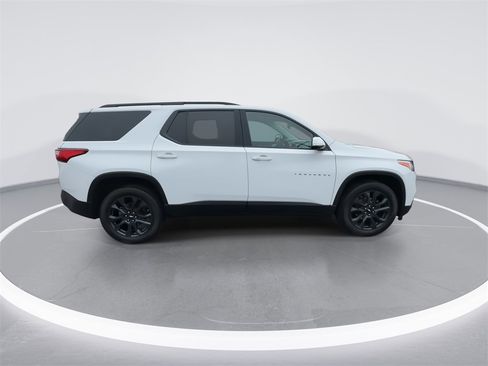 Used 2019 Chevrolet Traverse RS image 9