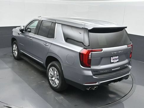 Used 2025 GMC Yukon Denali AWD/4WD image 42