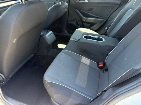 Used 2025 Volkswagen Jetta Sport FWD image 8