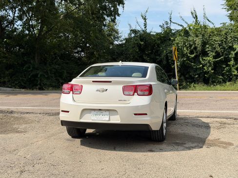 Used 2014 Chevrolet Malibu LT FWD image 10