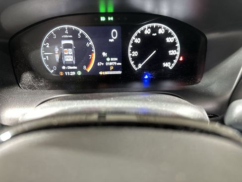 Used 2024 Honda HR-V EX-L image 10