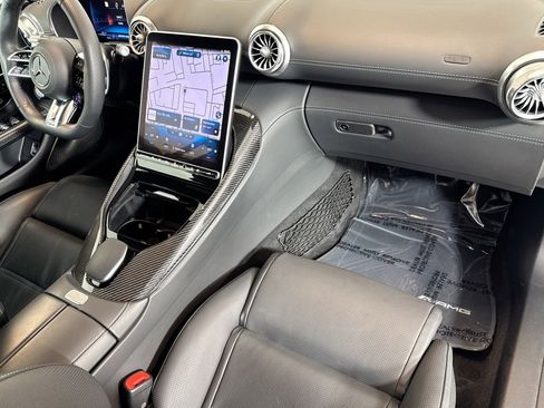 Used 2022 Mercedes-Benz SL 63 AMG 4MATIC image 25