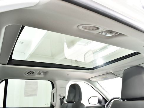 New 2026 Ford Explorer Active AWD/4WD image 18