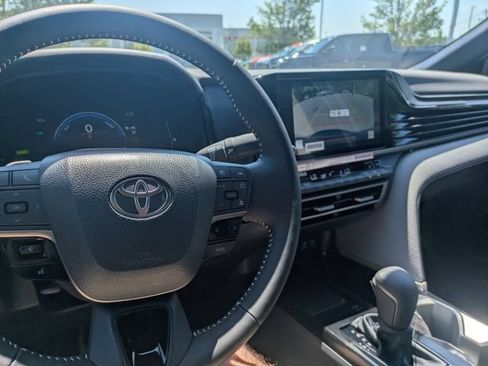 New 2026 Toyota Camry SE FWD image 29