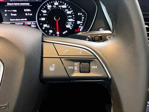 Certified 2023 Audi Q5 Premium w/ Convenience Package image 25