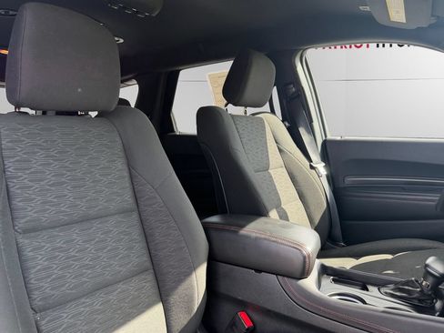 Used 2025 Dodge Durango GT AWD/4WD image 14