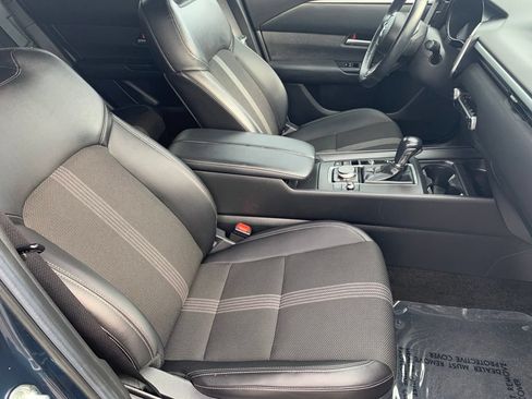 Used 2025 MAZDA CX-50 AWD 2.5 S w/ Preferred Package image 17