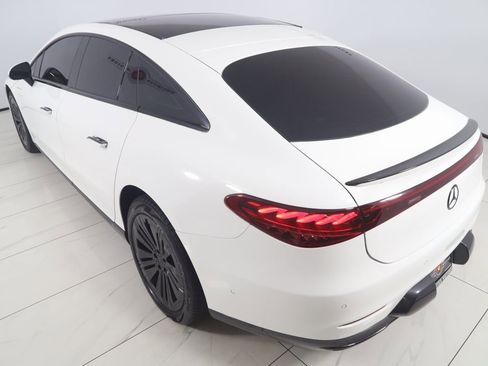 Used 2022 Mercedes-Benz EQS 450+ Sedan image 27