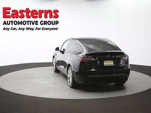 Used 2021 Tesla Model Y Long Range AWD/4WD image 59