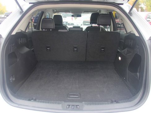 Used 2023 Ford Edge SEL image 10