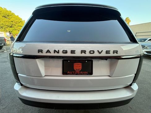 Used 2020 Land Rover Range Rover HSE AWD/4WD image 9
