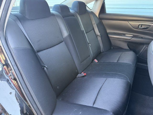 Used 2017 Nissan Altima 2.5 SR w/ Midnight Edition Package FWD image 27